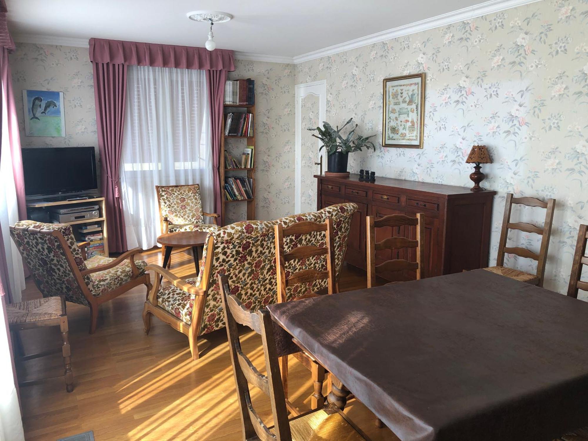 Chambre 2 Dans Un Appartement Бург-ан-Бресс Экстерьер фото